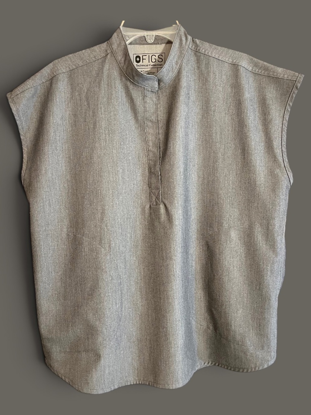 Figs Oversized Graphite Rafaela Scrub Top (Short Tag Version) Size M